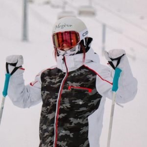 Elizabeth & Associates accompagne la skieuse Camille Cabrol dans son partenariat sportif
